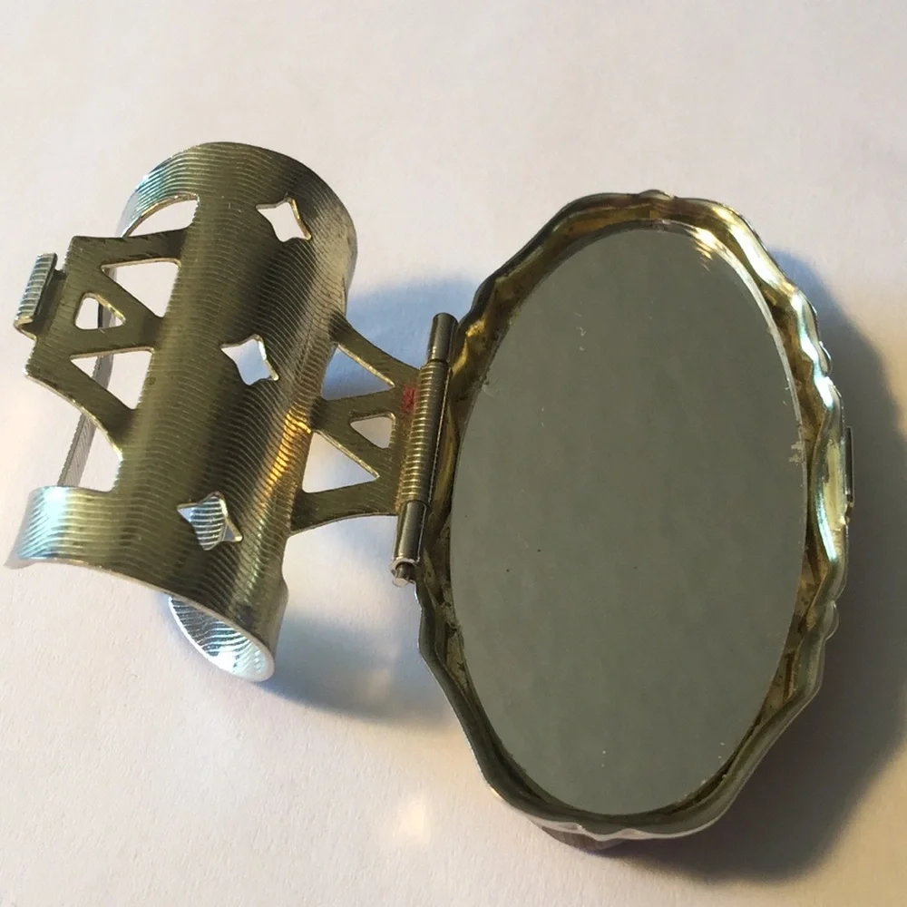 Vintage Crazy Lace stone lipstick holder - Picture 3 of 8